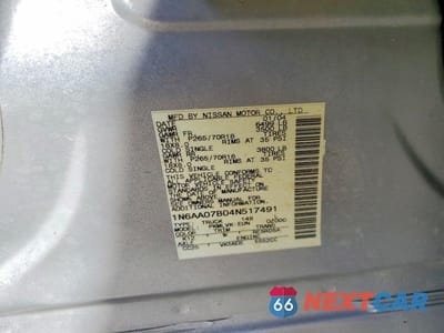 Zdjęcie 12 z 12 samochodu: 2004 NISSAN TITAN XE VIN:1N6AA07B04N517491 - miniatura