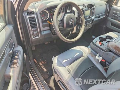 Zdjęcie 8 z 12 samochodu: 2018 RAM 1500 SLT VIN:1C6RR7GG4JS128005 - miniatura