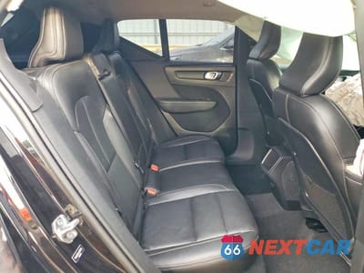 Zdjęcie 11 z 13 samochodu: 2020 VOLVO XC40 T4 MOMENTUM VIN:YV4AC2HK1L2257543 - miniatura