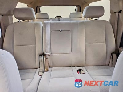 Zdjęcie 10 z 14 samochodu: 2007 CHEVROLET SUBURBAN C1500 VIN:1GNFC16037R216971 - miniatura