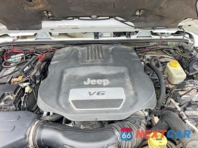 Zdjęcie 7 z 10 samochodu: 2015 JEEP WRANGLER UNLIMITED RUBICON VIN:1C4BJWFG3FL530855 - miniatura