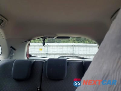 Zdjęcie 10 z 13 samochodu: 2009 TOYOTA YARIS BASE VIN:JTDJT903X95249688 - miniatura
