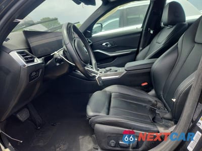 Zdjęcie 7 z 12 samochodu: 2024 BMW 330I VIN:3MW69FF05R8E39107 - miniatura