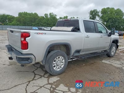 Trzecie zdjęcie samochodu z tyłu: 2020 CHEVROLET SILVERADO K2500 HEAVY DUTY LT VIN:1GC1YNEY9LF330195 - miniatura