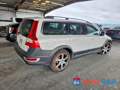 Trzecie zdjęcie samochodu z tyłu: 2013 VOLVO XC70 T6 VIN:YV4902BZ0D1163114 - miniatura