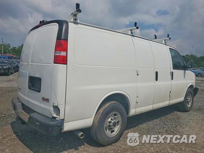 Trzecie zdjęcie samochodu z tyłu: 2022 GMC SAVANA G2500 VIN:1GTW7AF7XN1256101 - miniatura