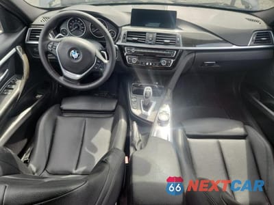 Zdjęcie 8 z 12 samochodu: 2017 BMW 330 XI VIN:WBA8D9G3XHNU61925 - miniatura
