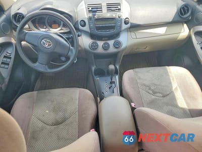 Zdjęcie 8 z 12 samochodu: 2006 TOYOTA RAV4 BASE VIN:JTMZD33V365011929 - miniatura