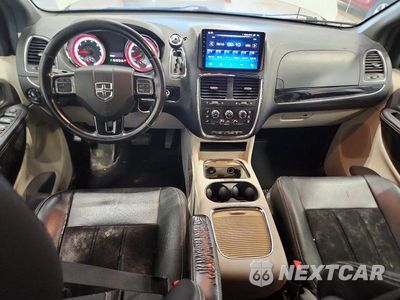 Zdjęcie 8 z 13 samochodu: 2014 DODGE GRAND CARAVAN SXT VIN:2C4RDGCG1ER275483 - miniatura