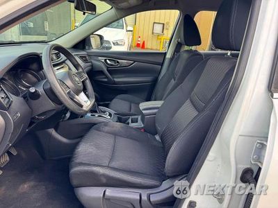 Zdjęcie 11 z 14 samochodu: 2017 NISSAN ROGUE S VIN:KNMAT2MV1HP566166 - miniatura