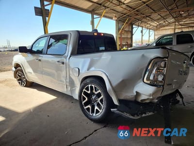 Drugie zdjęcie samochodu z przodu: 2026 RAM 1500 LARAMIE VIN:3C6SRFJP4T4177267 - miniatura