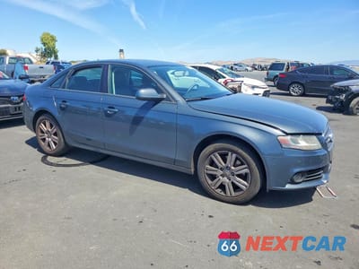Czwarte zdjęcie samochodu z boku: 2010 AUDI A4 PREMIUM VIN:WAUBFAFL8AN025244 - miniatura