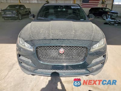 Piąte zdjęcie samochodu w środku: 2018 JAGUAR F-PACE PRESTIGE VIN:SADCK2FN1JA254144 - miniatura