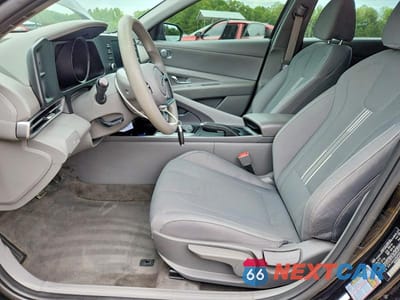 Zdjęcie 7 z 13 samochodu: 2021 HYUNDAI ELANTRA SEL VIN:5NPLM4AG8MH035446 - miniatura