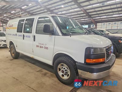 Czwarte zdjęcie samochodu z boku: 2016 GMC SAVANA G2500 VIN:1GTW7AFF8G1277670 - miniatura