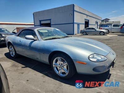 Czwarte zdjęcie samochodu z boku: 1997 JAGUAR XK8 VIN:SAJGX2748VC015741 - miniatura