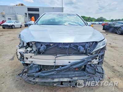 Piąte zdjęcie samochodu w środku: 2018 TOYOTA CAMRY LE VIN:4T1B11HK6JU054698 - miniatura
