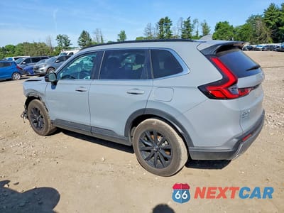 Drugie zdjęcie samochodu z przodu: 2025 HONDA CR-V SPORT-L VIN:7FARS6H82SE004770 - miniatura