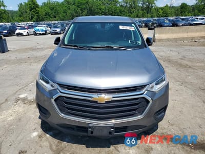 Piąte zdjęcie samochodu w środku: 2020 CHEVROLET TRAVERSE LS VIN:1GNERFKW3LJ206600 - miniatura