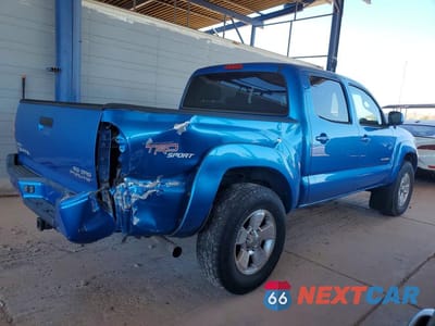 Trzecie zdjęcie samochodu z tyłu: 2006 TOYOTA TACOMA DOUBLE CAB PRERUNNER VIN:5TEJU62N96Z222291 - miniatura