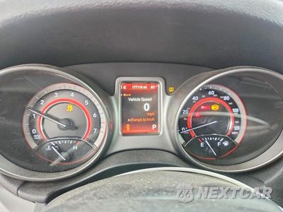 Zdjęcie 9 z 13 samochodu: 2016 DODGE JOURNEY CROSSROAD VIN:3C4PDDGG7GT109114 - miniatura