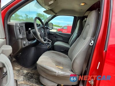 Zdjęcie 7 z 13 samochodu: 2008 CHEVROLET EXPRESS G1 - DELIVERY VAN VIN:1GCFG154881101686 - miniatura