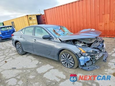 Czwarte zdjęcie samochodu z boku: 2025 NISSAN ALTIMA SV VIN:1N4BL4DV6SN368918 - miniatura