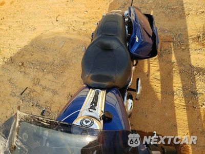 Piąte zdjęcie samochodu w środku: 2017 HARLEY-DAVIDSON FLHX STREET GLIDE VIN:1HD1KBC11HB650629 - miniatura
