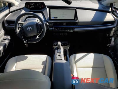 Zdjęcie 8 z 13 samochodu: 2025 TOYOTA PRIUS XLE VIN:JTDACAAU9S3054952 - miniatura