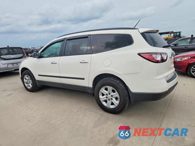 Drugie zdjęcie samochodu z przodu: 2015 CHEVROLET TRAVERSE LS VIN:1GNKRFED4FJ239462 - miniatura