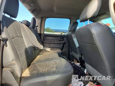 Zdjęcie 10 z 12 samochodu: 2018 RAM 3500 VIN:3C7WR9CL4JG140899 - miniatura