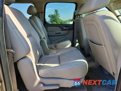 Zdjęcie 11 z 13 samochodu: 2009 GMC YUKON XL K1500 SLT VIN:1GKFK36309R257566 - miniatura