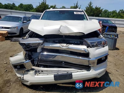 Piąte zdjęcie samochodu w środku: 2022 TOYOTA 4RUNNER LIMITED VIN:JTEKU5JR5N5988471 - miniatura