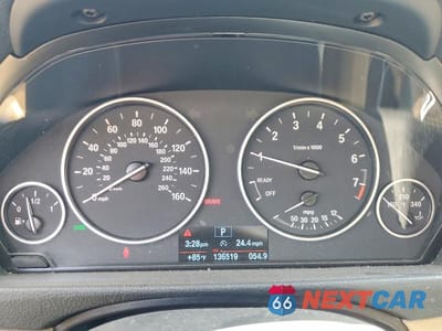 Zdjęcie 9 z 12 samochodu: 2015 BMW 320 I VIN:WBA3B1G56FNT64429 - miniatura