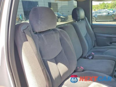 Zdjęcie 10 z 12 samochodu: 2003 GMC NEW SIERRA C1500 VIN:1GTEC14T93Z360648 - miniatura