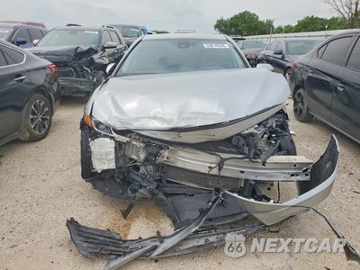 Piąte zdjęcie samochodu w środku: 2023 TOYOTA CAMRY LE VIN:4T1R11AK3PU804415 - miniatura