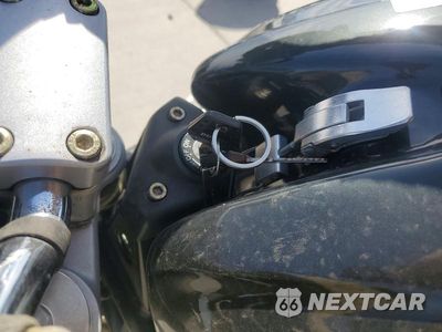 Zdjęcie 8 z 9 samochodu: 2001 DUCATI M600 VIN:ZDM1RA2H51B012531 - miniatura