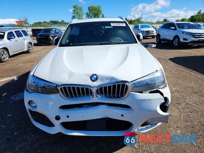 Piąte zdjęcie samochodu w środku: 2017 BMW X3 XDRIVE28I VIN:5UXWX9C56H0T10553 - miniatura