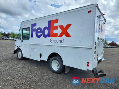 Drugie zdjęcie samochodu z przodu: 2008 FREIGHTLINER CHASSIS M LINE WALK-IN VAN VIN:4UZAAPDU68CZ43278 - miniatura