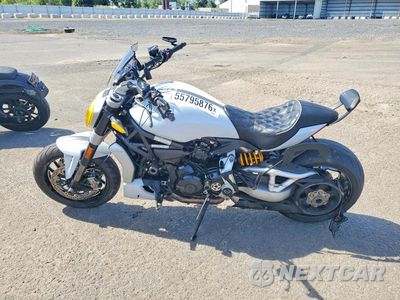 Trzecie zdjęcie samochodu z tyłu: 2019 DUCATI XDIAVEL VIN:ZDM13BKW4KB009997 - miniatura
