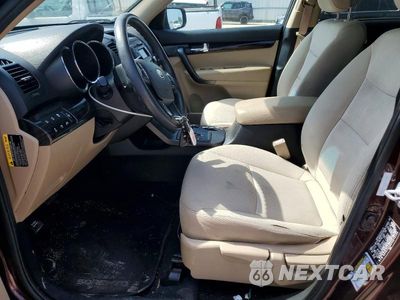 Zdjęcie 7 z 13 samochodu: 2012 KIA SORENTO LX VIN:5XYKTCA62CG275159 - miniatura