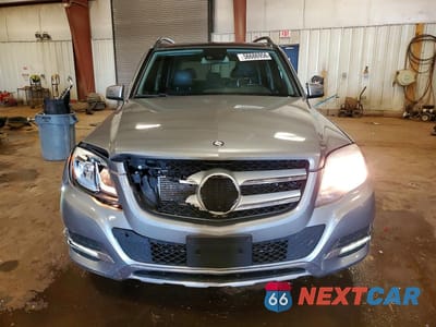 Piąte zdjęcie samochodu w środku: 2015 MERCEDES-BENZ GLK 350 4MATIC VIN:WDCGG8JB5FG430139 - miniatura