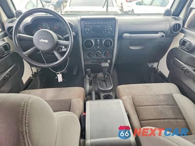 Zdjęcie 8 z 12 samochodu: 2008 JEEP WRANGLER UNLIMITED X VIN:1J4GA39118L543841 - miniatura