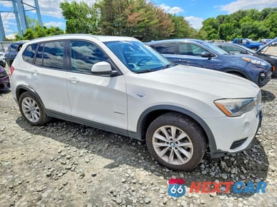 Czwarte zdjęcie samochodu z boku: 2016 BMW X3 XDRIVE28I VIN:5UXWX9C58G0D66057 - miniatura
