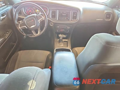 Zdjęcie 8 z 12 samochodu: 2016 DODGE CHARGER R/T VIN:2C3CDXCT5GH110567 - miniatura