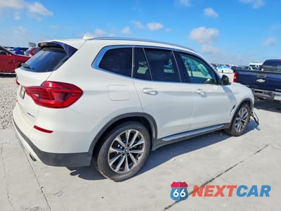 Trzecie zdjęcie samochodu z tyłu: 2019 BMW X3 SDRIVE30I VIN:5UXTR7C53KLE94134 - miniatura