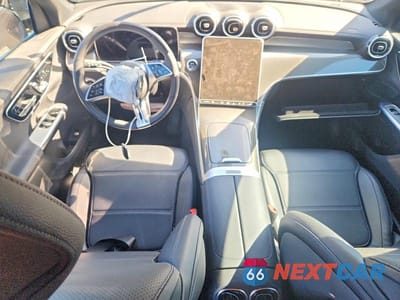 Zdjęcie 8 z 13 samochodu: 2024 MERCEDES-BENZ GLC 300 4MATIC VIN:W1NKM4HB4RF101281 - miniatura