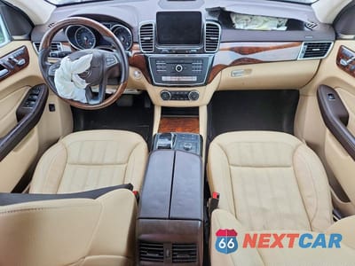 Zdjęcie 8 z 13 samochodu: 2017 MERCEDES-BENZ GLS 450 4MATIC VIN:4JGDF6EE4HA963492 - miniatura