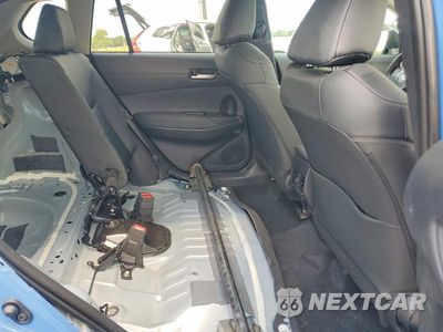 Zdjęcie 10 z 13 samochodu: 2026 TOYOTA COROLLA CROSS XLE VIN:7MUDAAAG9TV196785 - miniatura