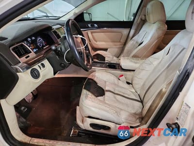 Zdjęcie 7 z 12 samochodu: 2009 LINCOLN MKS VIN:1LNHM93R79G623282 - miniatura